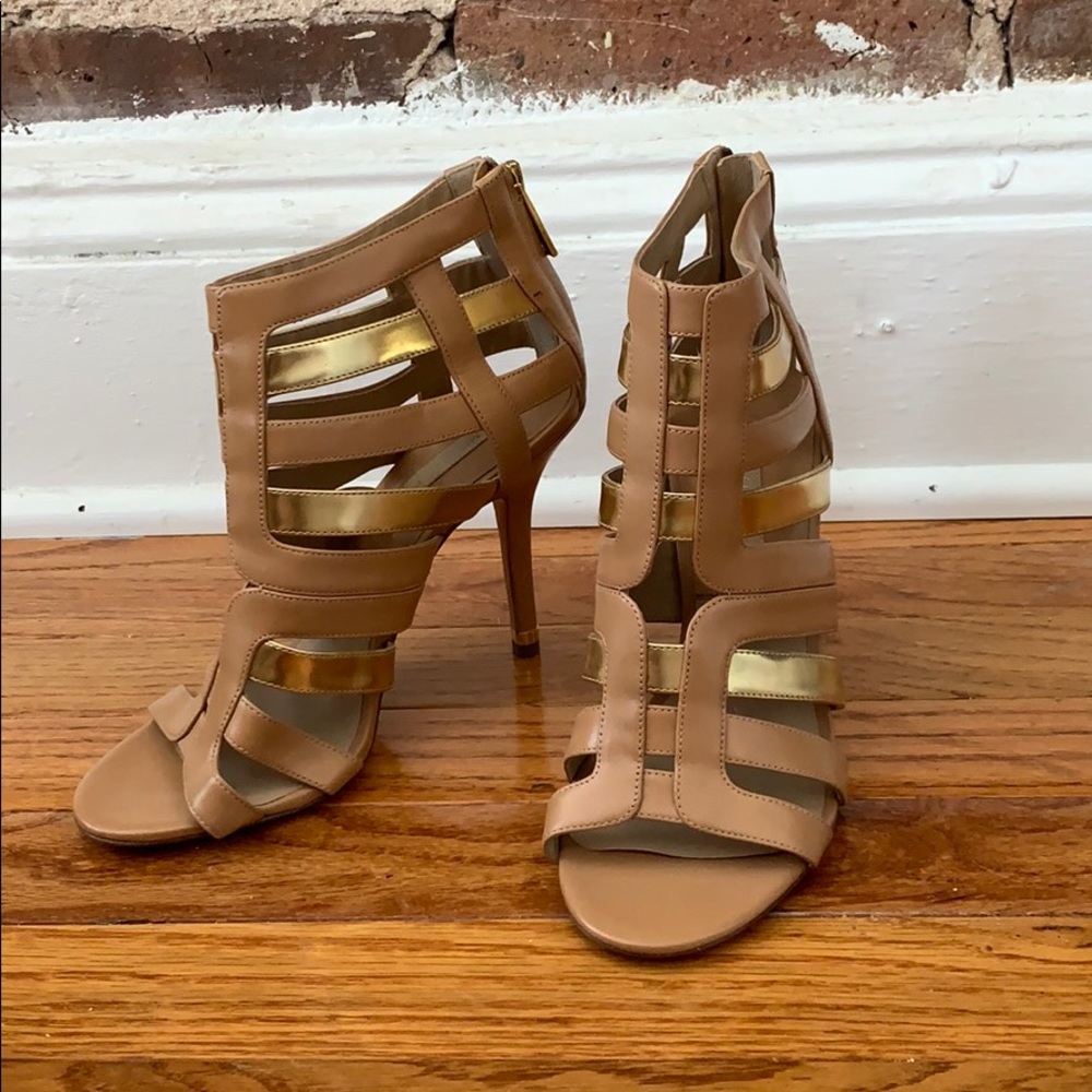 Michael Kors Collection Caged Peep Toe Pumps Sz 37